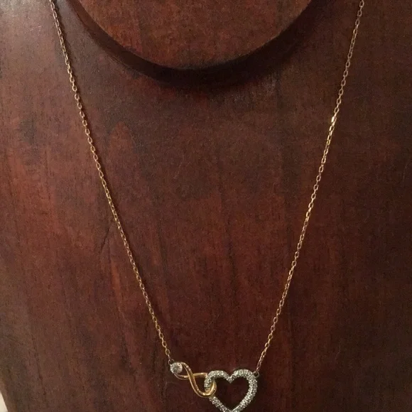 Brand New Swarovski Rose Gold and Silver Heart Necklace Brand New - Picture 16 of 17